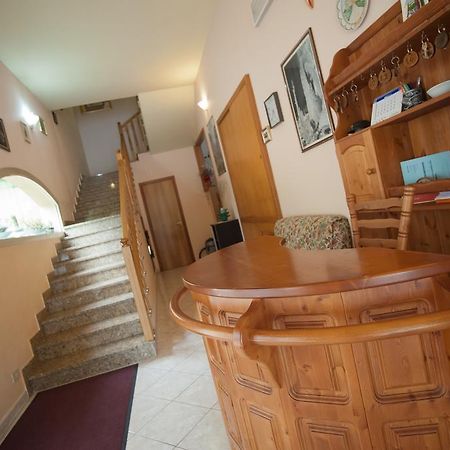 Albergo Magrini Della Genga Дженга Екстериор снимка